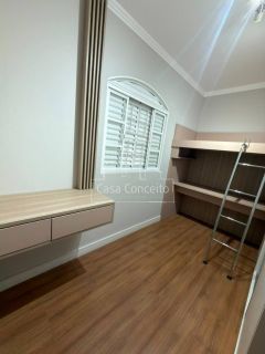 Casa Para Vender com 3 quartos no bairro Jardim Prestes de Barros em Sorocaba