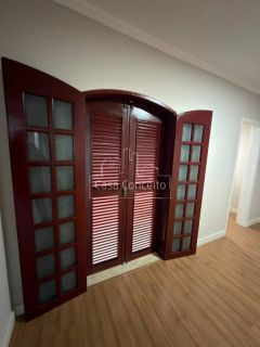 Casa Para Vender com 3 quartos no bairro Jardim Prestes de Barros em Sorocaba