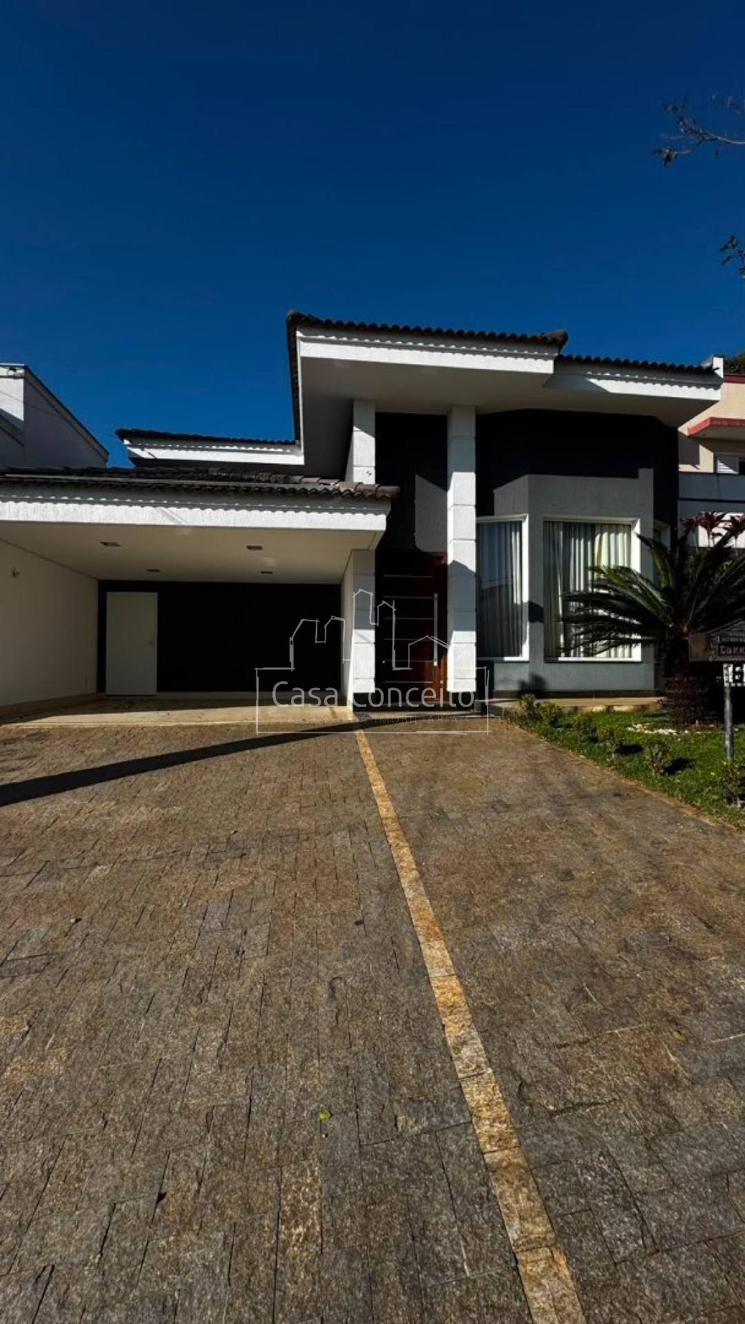 Casa Para Alugar com 4 quartos sendo 3 suítes no bairro Jardim Novo Horizonte - Condomínio Golden Park em Sorocaba