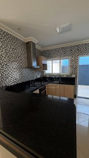 Casa Para Alugar com 4 quartos sendo 3 suítes no bairro Jardim Novo Horizonte - Condomínio Golden Park em Sorocaba