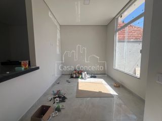 Casa Para Vender com 2 quartos 1 suíte no bairro Parque São Bento em Sorocaba