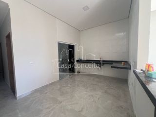 Casa Para Vender com 2 quartos 1 suíte no bairro Parque São Bento em Sorocaba