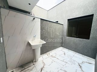 Casa Para Vender com 2 quartos 1 suíte no bairro Além Linha em Sorocaba