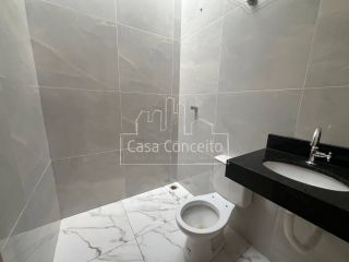 Casa Para Vender com 2 quartos 1 suíte no bairro Além Linha em Sorocaba