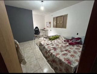 Casa Para Alugar com 03 quartos no bairro Jardim Tatiana em Votorantim