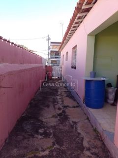 Casa Para Vender com 3 quartos no bairro Vila Trujillo em Sorocaba