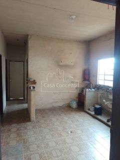 Casa de Vila Para Vender com 03 quartos no bairro Jardim São Marcos em Sorocaba