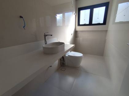 Casa de Condomínio alto padrão 3 suítes no Terras Alpha Nova Esplanada