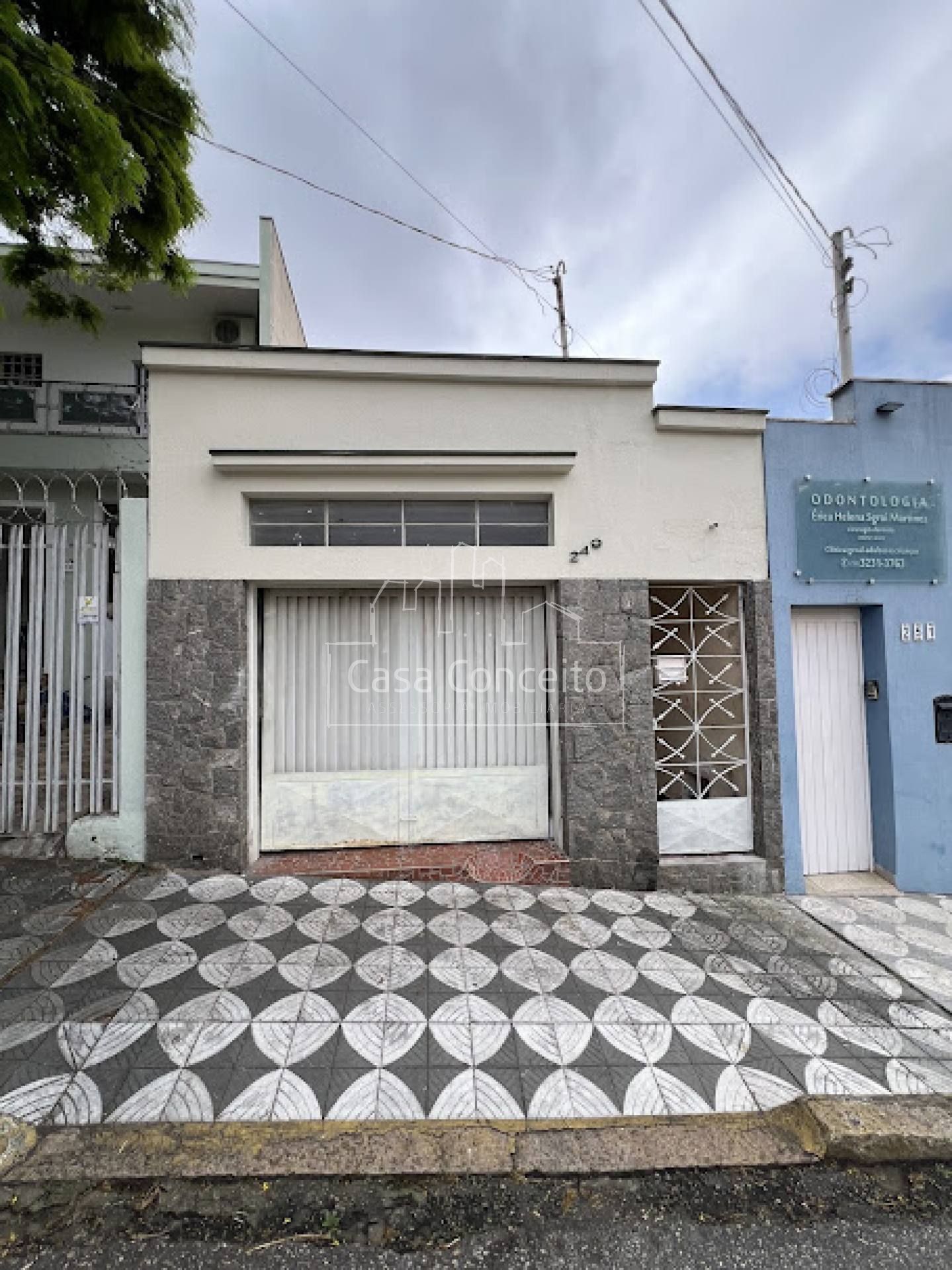 Casa Para Alugar com 2 quartos + Edícula no bairro Centro em Sorocaba