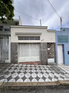 Casa Para Alugar com 2 quartos + Edícula no bairro Centro em Sorocaba