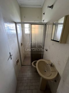 Casa Para Alugar com 2 quartos + Edícula no bairro Centro em Sorocaba