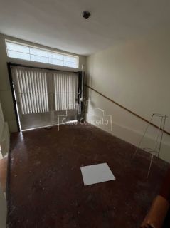 Casa Para Alugar com 2 quartos + Edícula no bairro Centro em Sorocaba