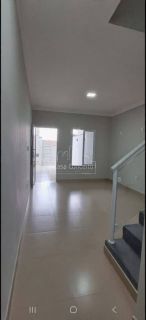 Sobrado Para Vender com 2 quartos no bairro Jardim Santa Marta em Sorocaba