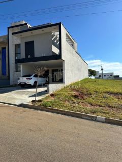 Casa de Condomínio Para Vender com 3 quartos 3 suíte no bairro Wanel Ville em Sorocaba