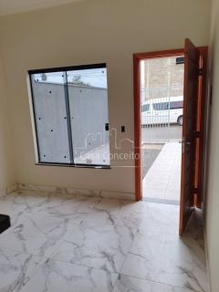 Casa Para Vender com 2 quartos no bairro Jardim Santa Marta em Sorocaba