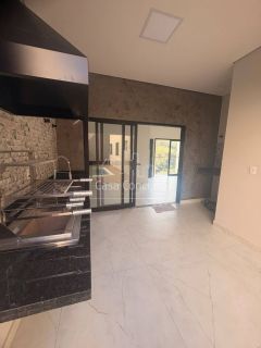 Casa de Condomínio Para Vender com 3 quartos 1 suíte - Condomínio Vale Azul - Bairro Colina Santa Mônica - Votorantim