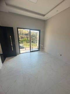 Casa de Condomínio Para Vender com 3 quartos 1 suíte - Condomínio Vale Azul - Bairro Colina Santa Mônica - Votorantim