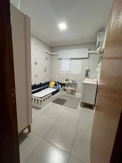 Apartamento Para Vender com 2 quartos - Residencial Colinas Do Horto - no Bairro Recreio dos Sorocabanos em Sorocaba