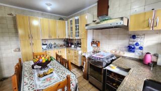 Casa Para Vender com 3 quartos 1 suíte no Bairro Vila Trujillo em Sorocaba