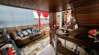 Casa Para Vender com 3 quartos 1 suíte no Bairro Vila Trujillo em Sorocaba