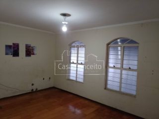 Casa de Vila Para Vender com 3 quartos 1 suíte no Bairro Parque São Bento em Sorocaba