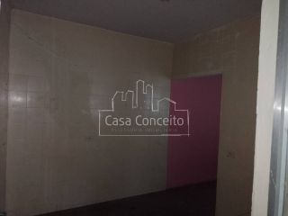 Casa de Vila Para Vender com 3 quartos 1 suíte no Bairro Parque São Bento em Sorocaba