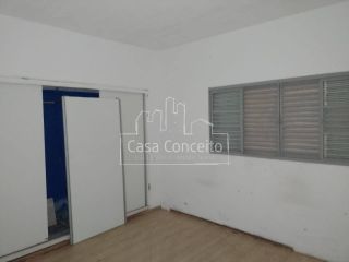 Casa de Vila Para Vender com 2 quartos 1 suíte no Bairro Parque São Bento em Sorocaba