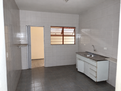 Casa de Vila Para Vender com 2 quartos 1 suíte no Bairro Parque São Bento em Sorocaba