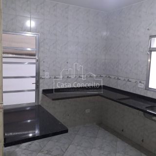 Sobrado Para Alugar com 3 quartos 1 suíte no Bairro Jardim Nilton Torres em Sorocaba