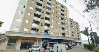 Sala Comercial Para Vender no Bairro Chácaras Reunidas São Jorge em Sorocaba