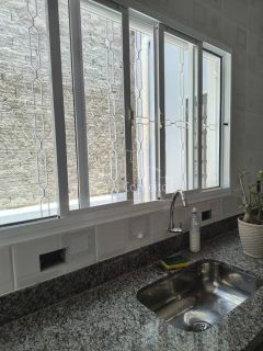 Casa Para Vender com 2 quartos 1 suíte no Bairro Wanel Ville em Sorocaba