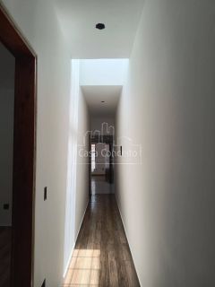 Casa Para Vender com 2 quartos 1 suíte no Bairro Wanel Ville em Sorocaba