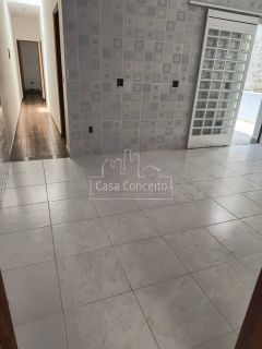 Casa Para Vender com 2 quartos 1 suíte no Bairro Wanel Ville em Sorocaba
