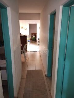 Casa de Vila Para Vender com 3 quartos 1 suítes no Bairro Além Linha em Sorocaba