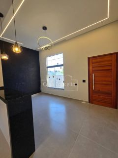 Casa Para Vender com 2 quartos 1 suíte no Bairro Parque São Bento em Sorocaba