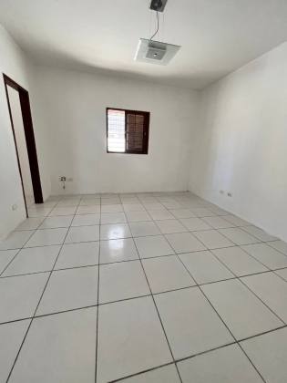 Casa Para Vender com 4 quartos 2 suítes no bairro Janga em Paulista