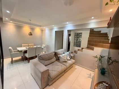 Casa Para Vender com 4 quartos 2 suítes no bairro Janga em Paulista