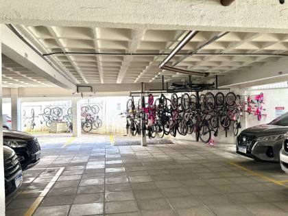 Apartamento Para Vender com 4 quartos 1 suítes no bairro Torreão em Recife