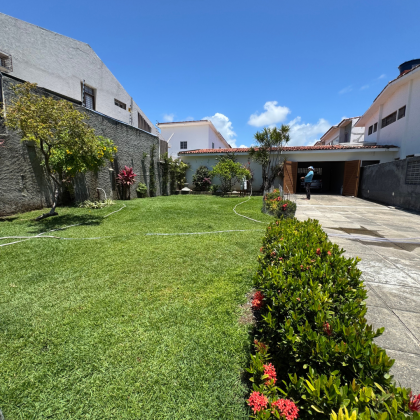 Casa Para Vender com 5 quartos 2 suítes no bairro Janga em Paulista