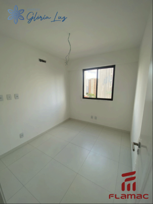 Apartamento Para Vender com 3 quartos 1 suítes no bairro Casa Forte em Recife