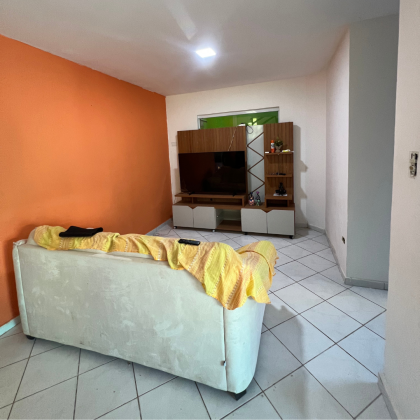 CASA DUPLEX COM 4 QTOS, SENDO 2 SUÍTES, NO JANGA!