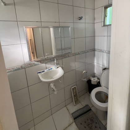 CASA DUPLEX COM 4 QTOS, SENDO 2 SUÍTES, NO JANGA!