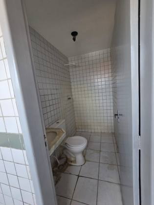 APARTAMENTO COM 4 QTOS, SENDO 2 SUÍTES, NO JANGA!