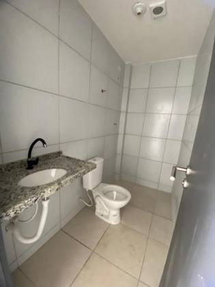 CASA PRIVÊ COM 2 QTOS + COND. COM ÁREA GOURMET, EM PAU AMARELO!