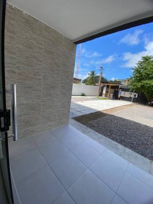 CASA PRIVÊ COM 2 QTOS + COND. COM ÁREA GOURMET, EM PAU AMARELO!