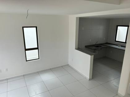 CASA PRIVÊ COM 3 QTOS, SENDO 1 SUÍTE + COND. COM PISCINA, EM MARIA FARINHA!