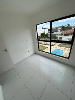CASA PRIVÊ COM 3 QTOS, SENDO 1 SUÍTE + COND. COM PISCINA, EM MARIA FARINHA!