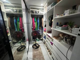 CASA SOLTA COM 4 QTOS, SENDO 2 SUÍTES, EM JD. ATLÂNTICO!