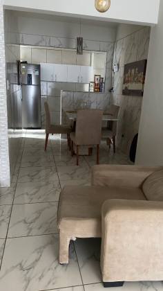 CASA PRIVÊ COM 3 QTOS, NO JANGA!