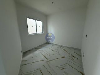 CASA DUPLEX COM 3 QTOS, SENDO 1 SUÍTE, EM BAIRRO NOVO/OLINDA!